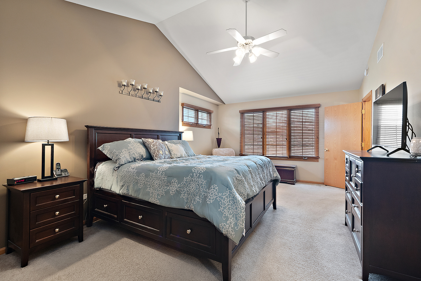 11853 Sterling Drive, Orland Park, IL 60467