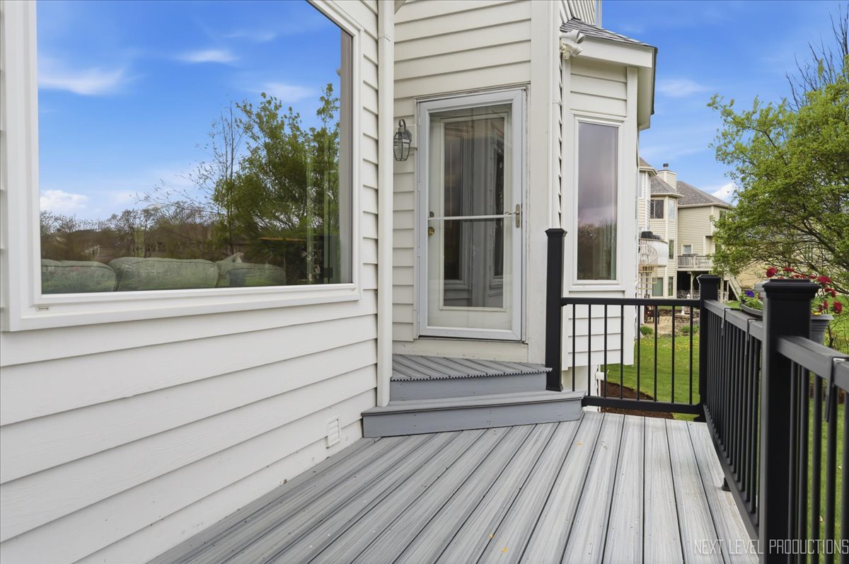 2595 Ginger Woods Drive, Aurora, IL 60502