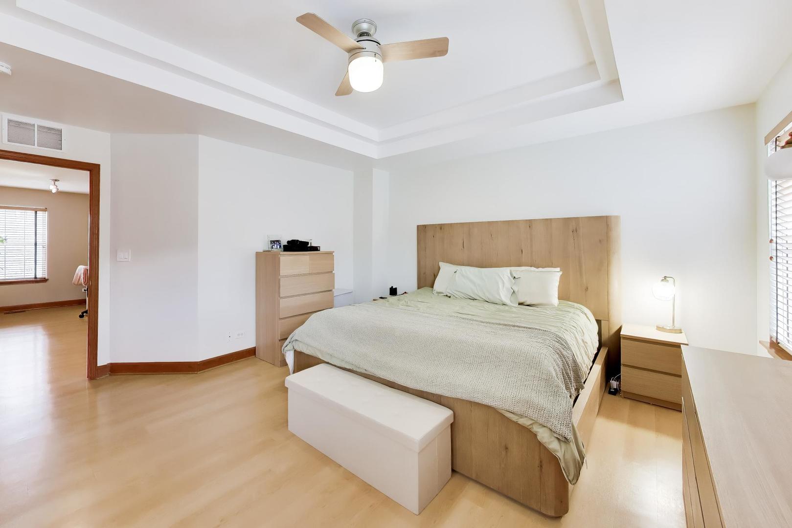 1139 Orangery Court, Carol Stream, IL 60188