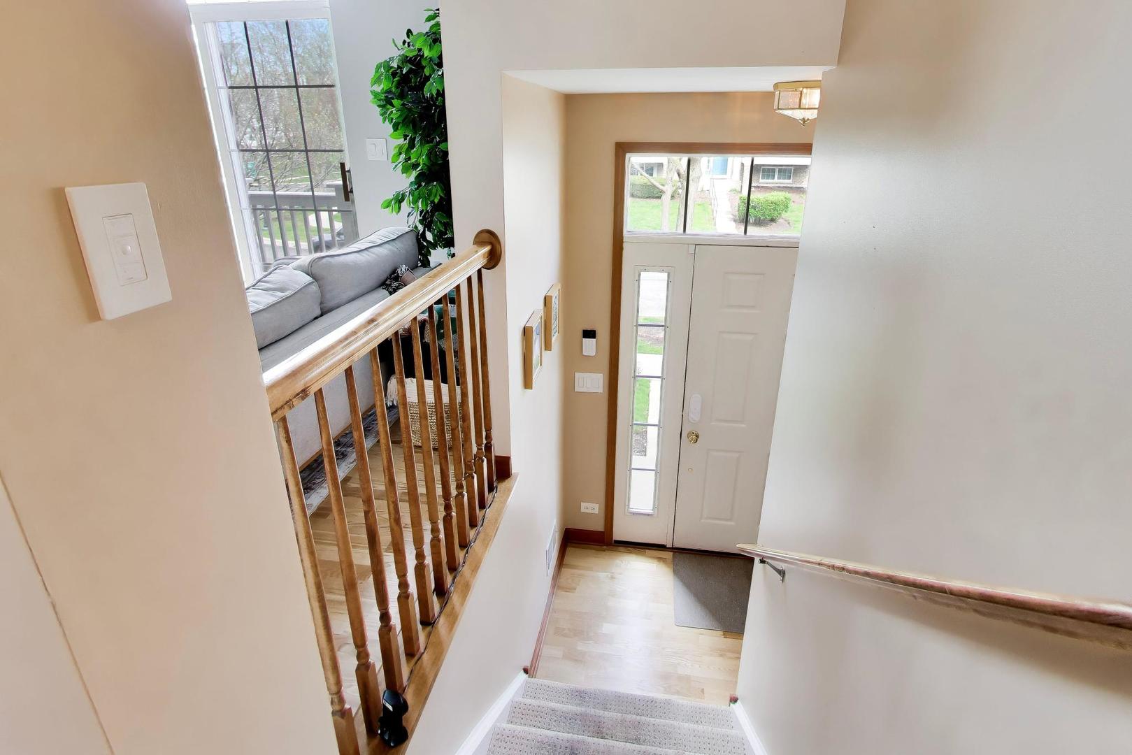 1139 Orangery Court, Carol Stream, IL 60188