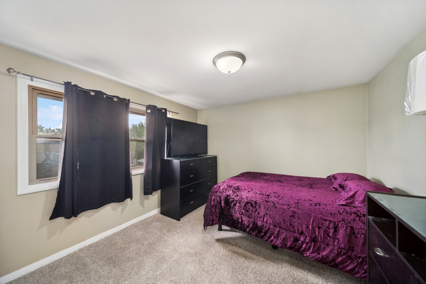 8918 S Francisco Avenue, Evergreen Park, IL 60805