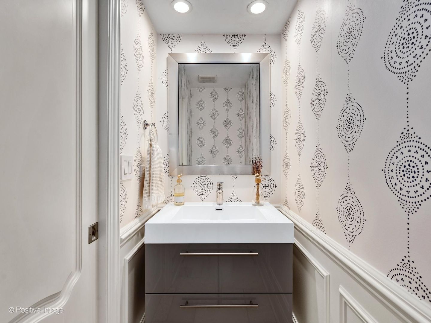 805 S Adams Street, Hinsdale, IL 60521