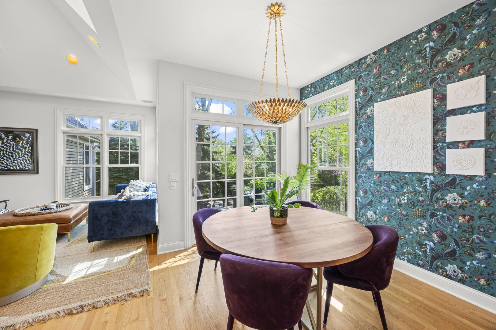 Arlington Heights, IL 60005