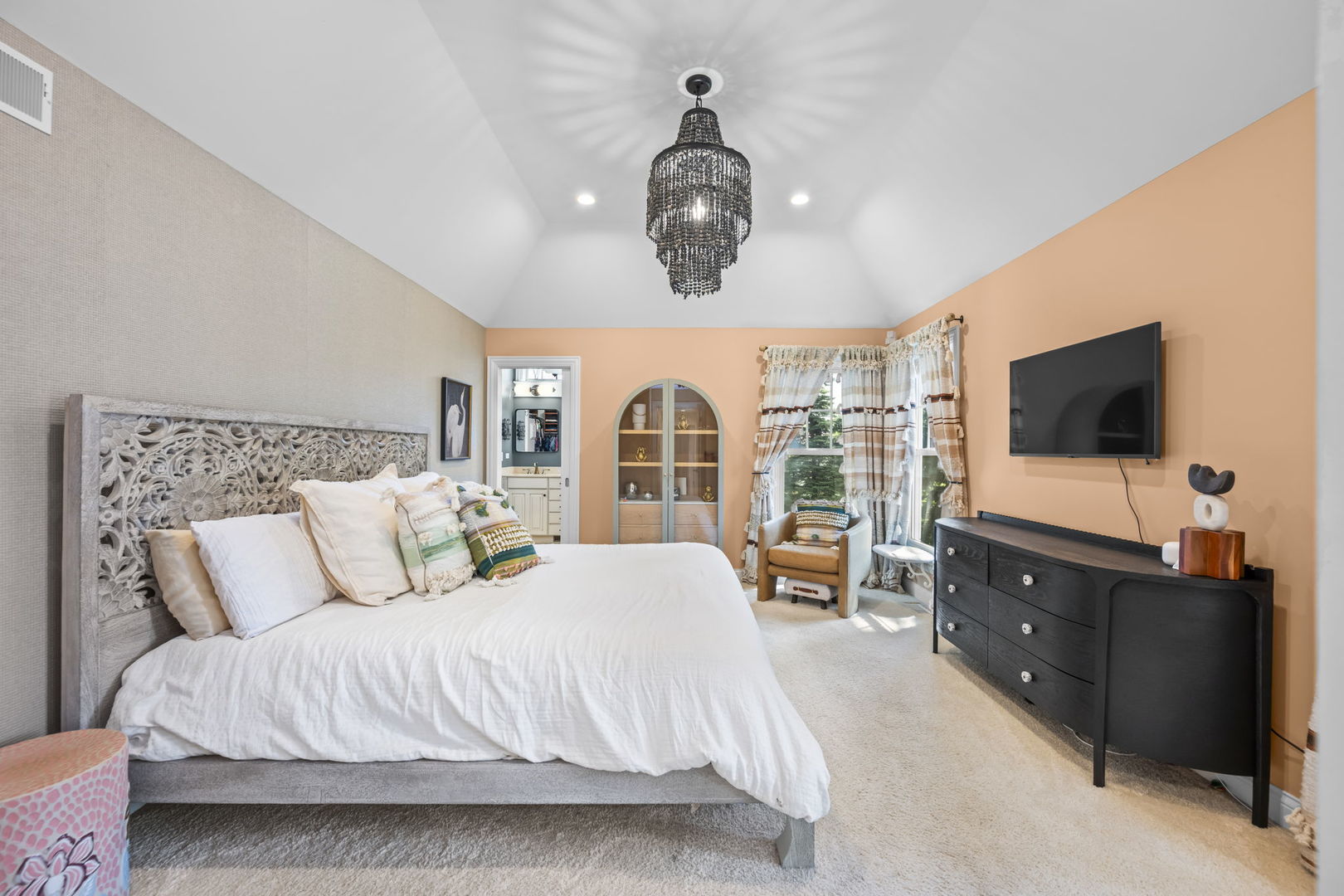 Arlington Heights, IL 60005