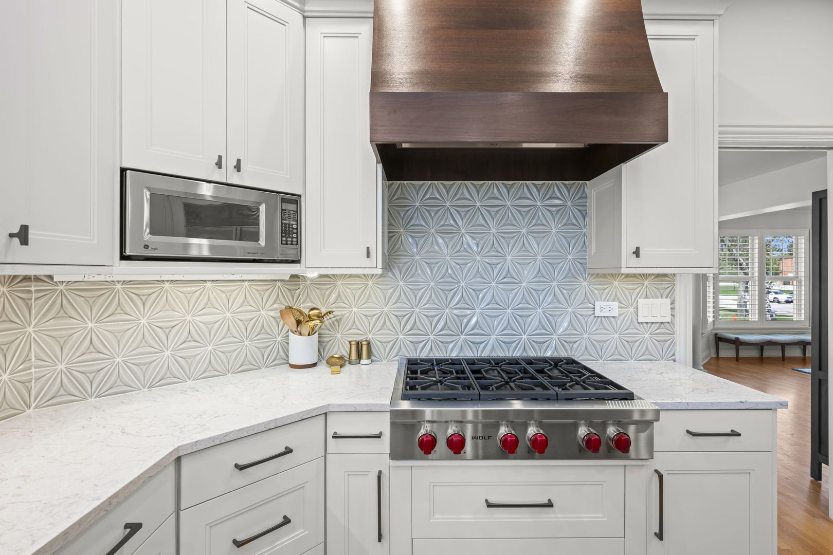 Arlington Heights, IL 60005