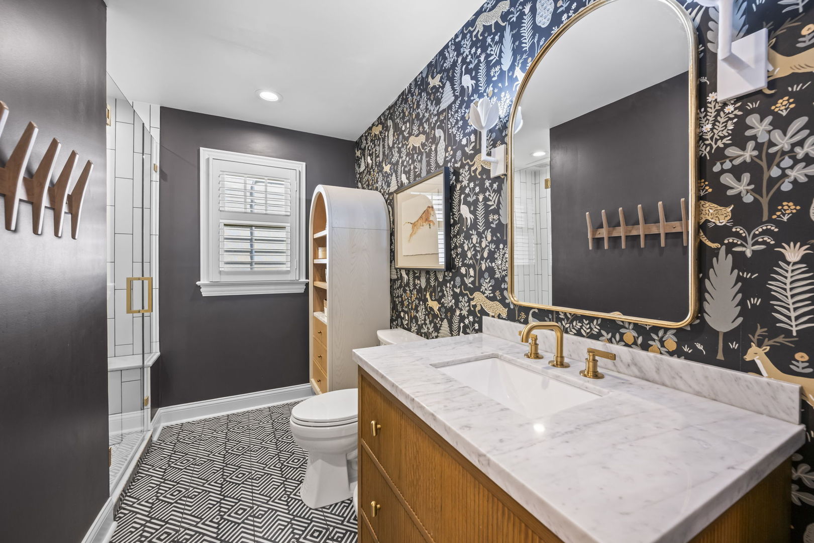 Arlington Heights, IL 60005