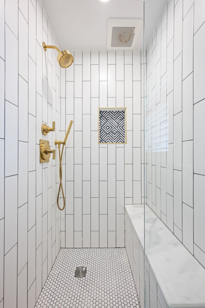 Arlington Heights, IL 60005