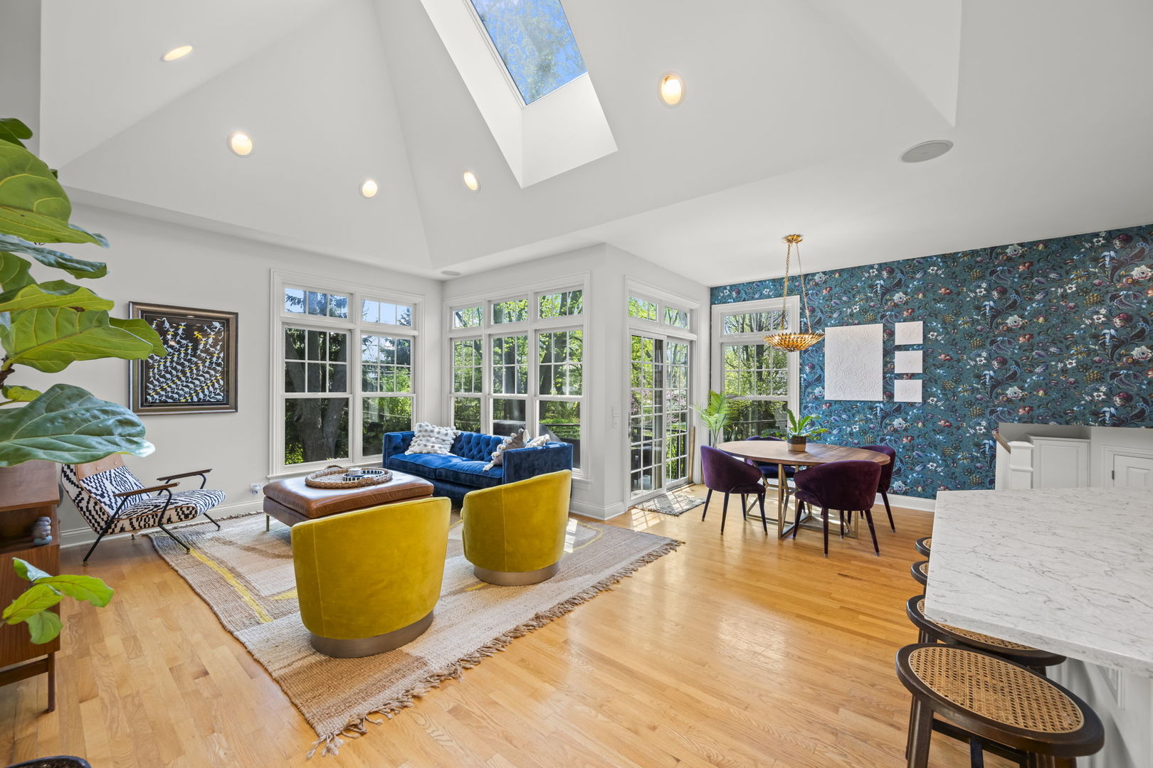 Arlington Heights, IL 60005