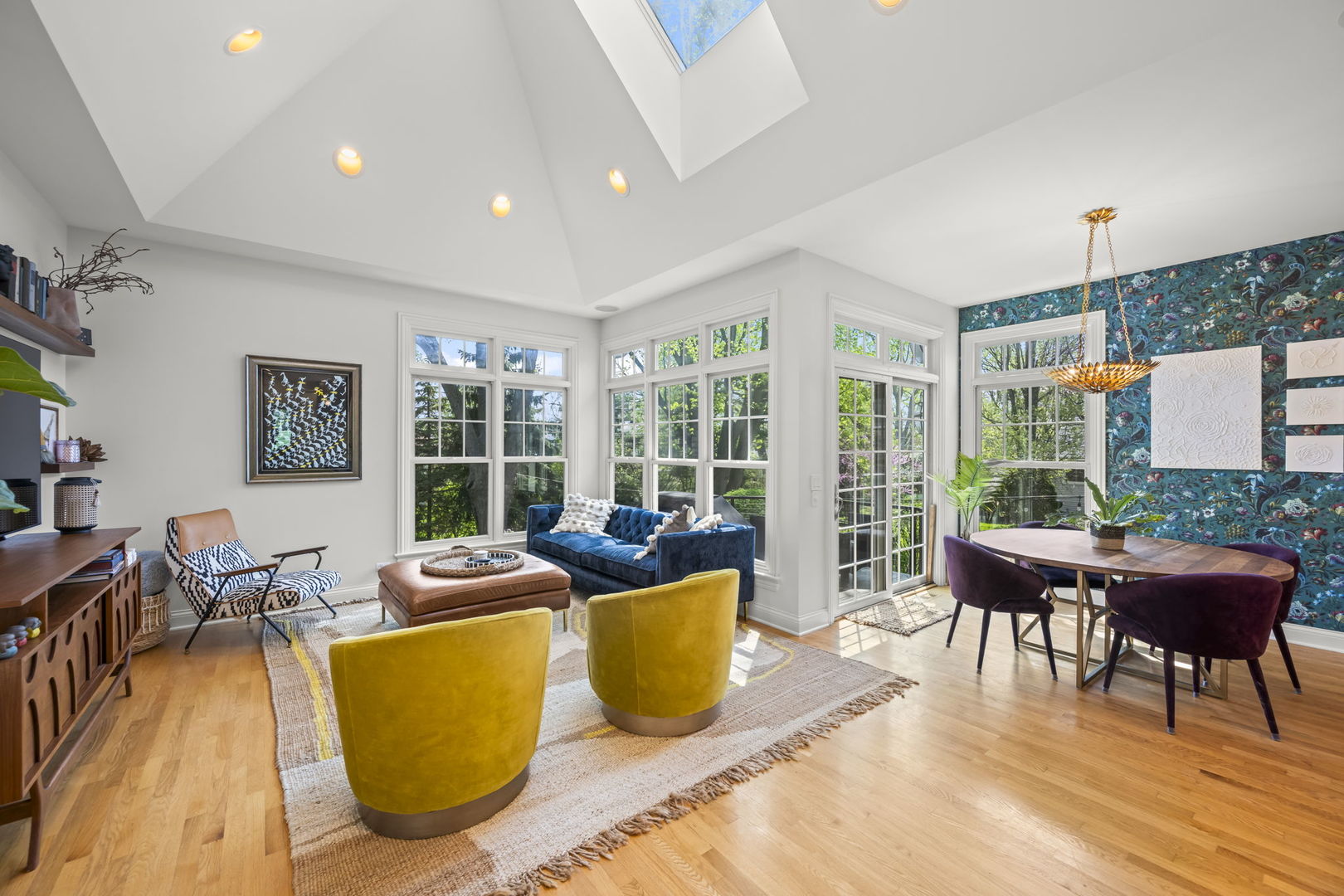 Arlington Heights, IL 60005