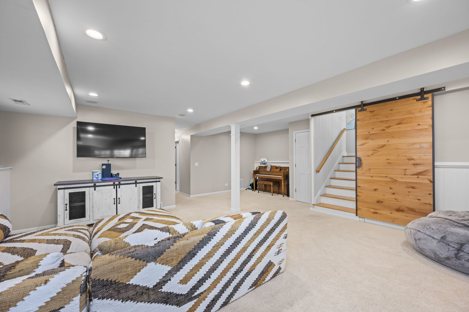 Arlington Heights, IL 60005