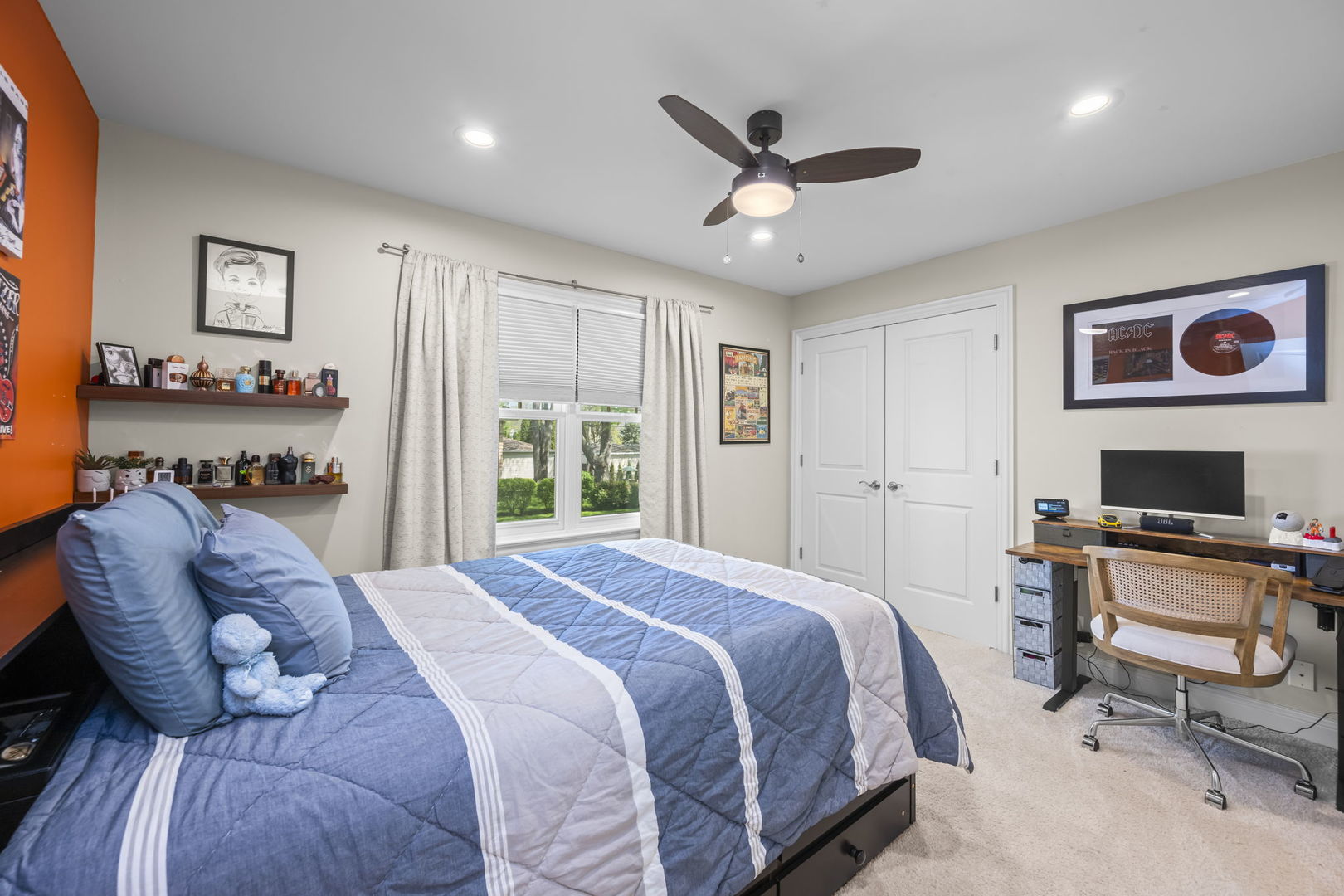 Arlington Heights, IL 60005