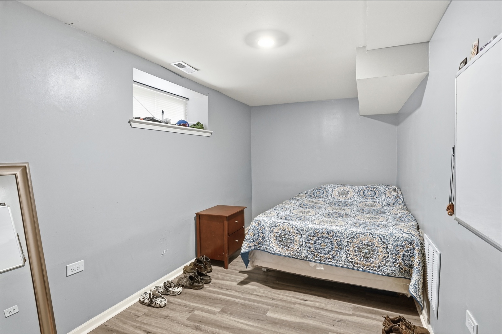 3248 W Maypole Avenue, Chicago, IL 60624