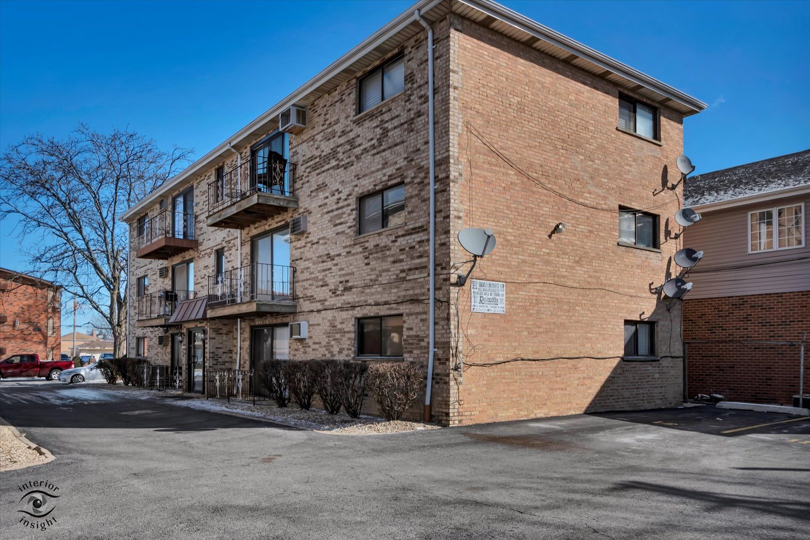 6317 W 64th Place #2S, Chicago, IL 60638