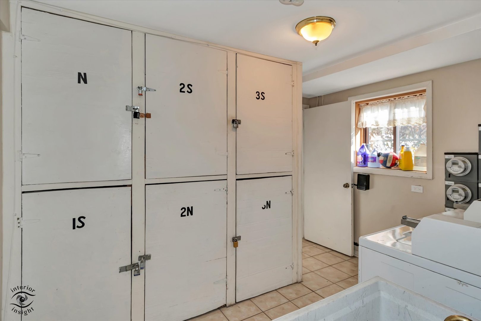 6317 W 64th Place #2S, Chicago, IL 60638