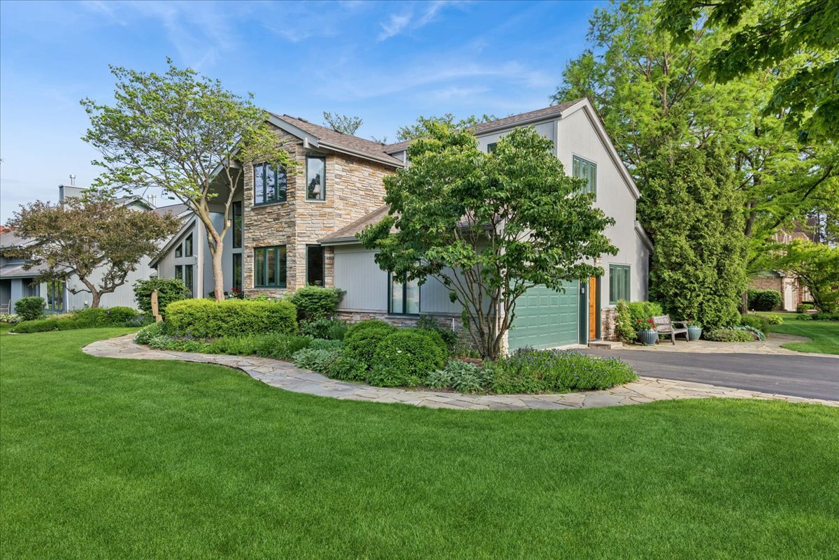 500 Parkview Place, Burr Ridge, IL 60527
