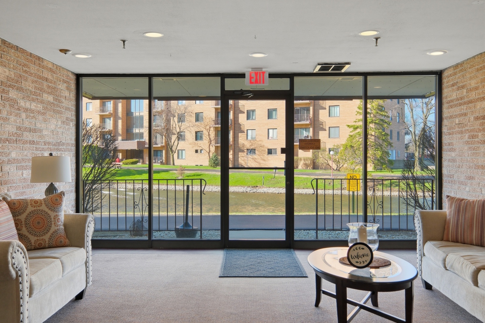 1777 W Crystal Lane #602, Mount Prospect, IL 60056