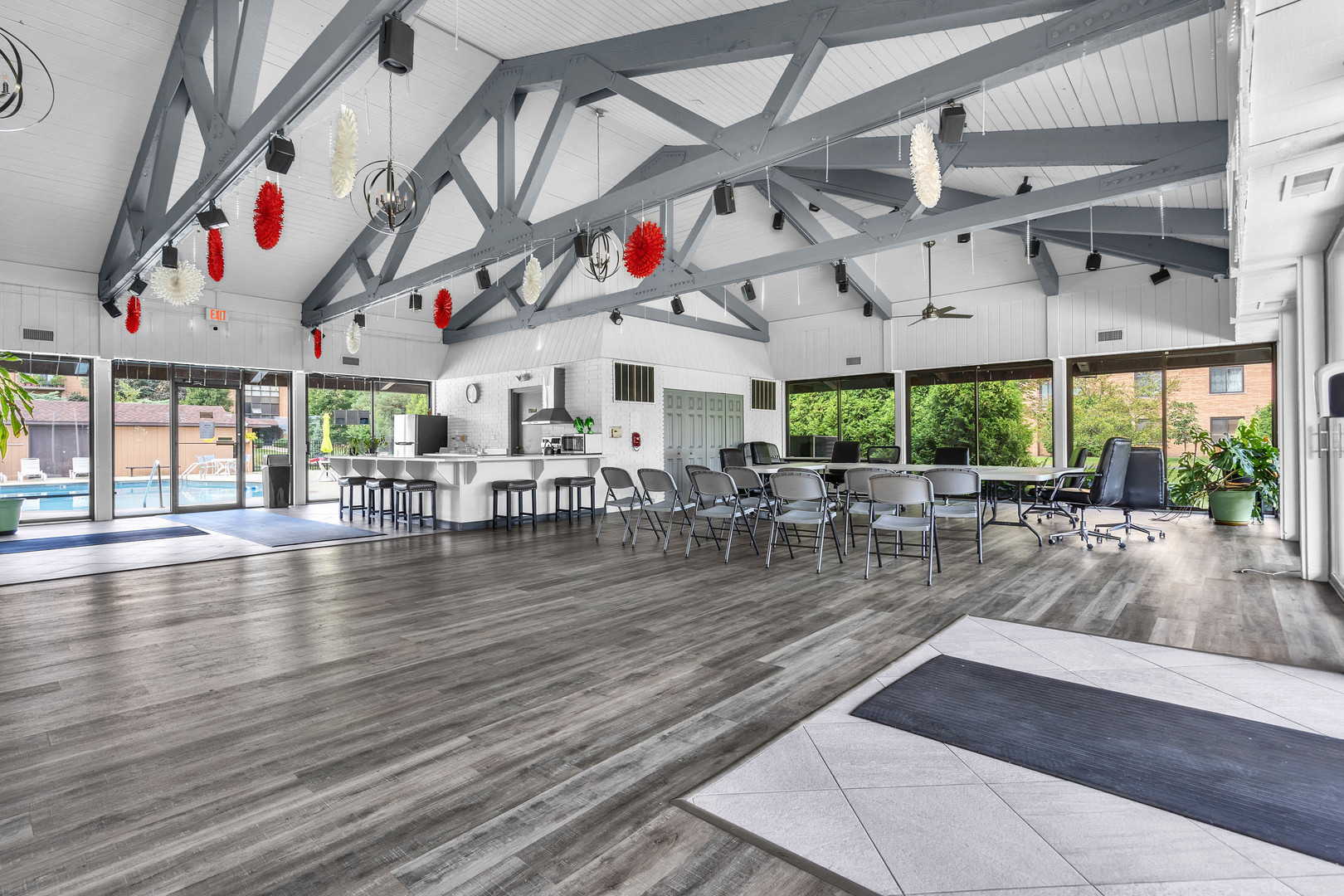 1777 W Crystal Lane #602, Mount Prospect, IL 60056