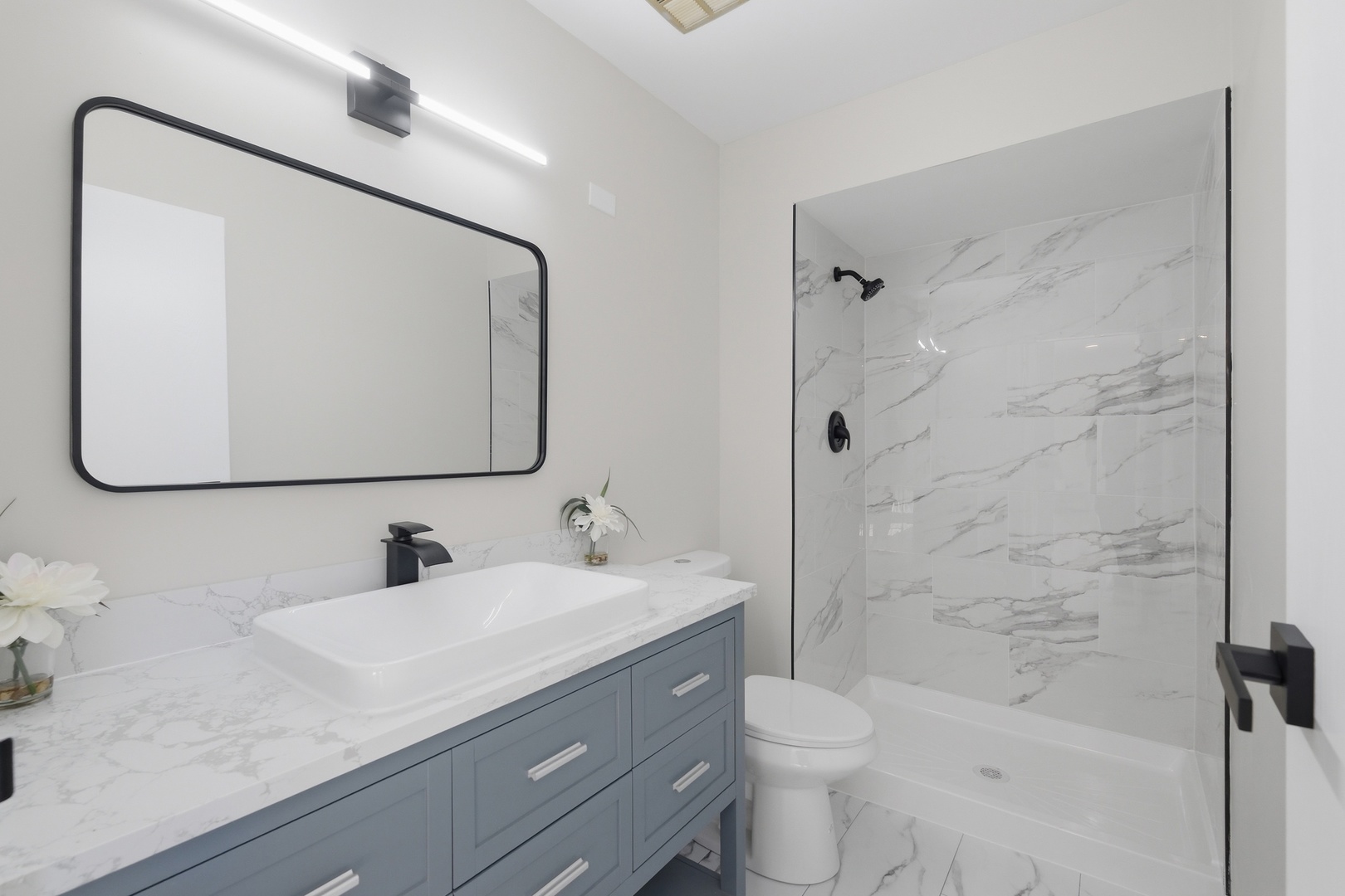 1777 W Crystal Lane #602, Mount Prospect, IL 60056