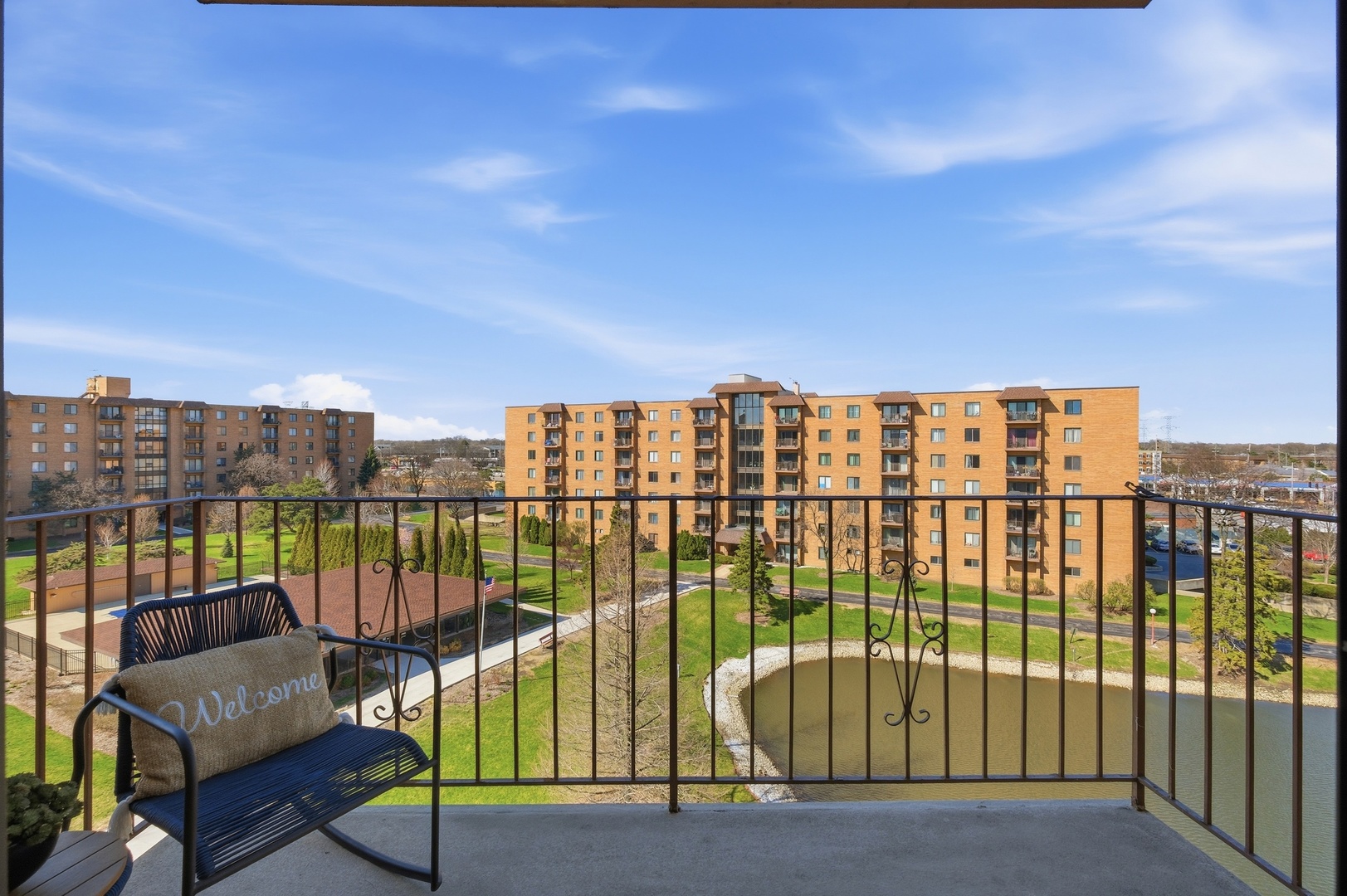 1777 W Crystal Lane #602, Mount Prospect, IL 60056