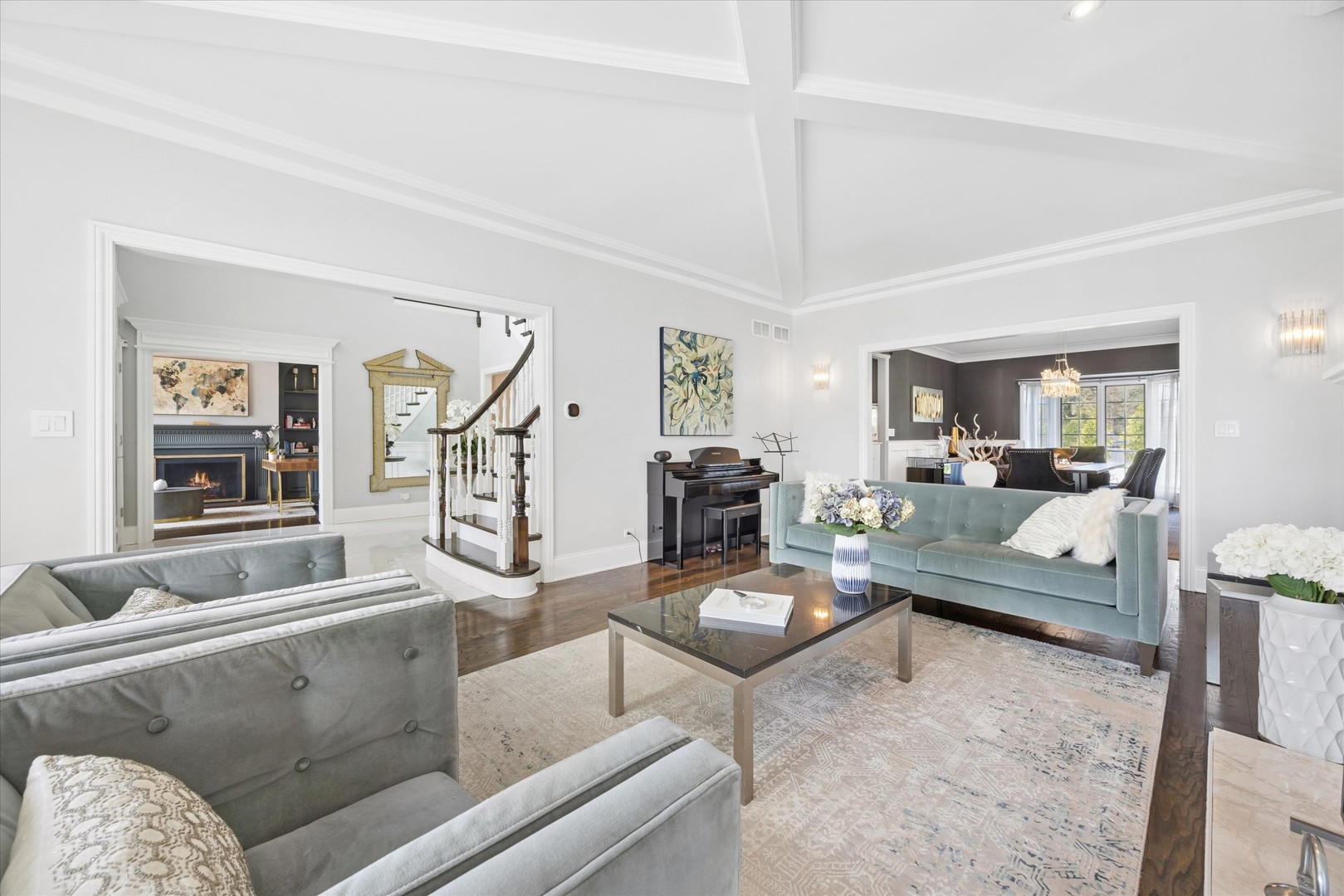 21 E 8th Street, Hinsdale, IL 60521