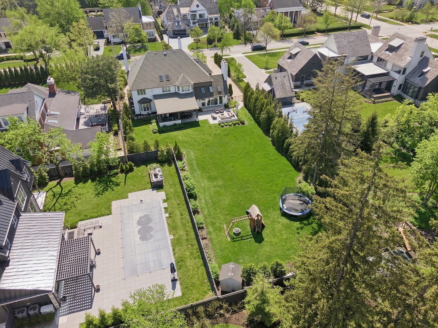 21 E 8th Street, Hinsdale, IL 60521