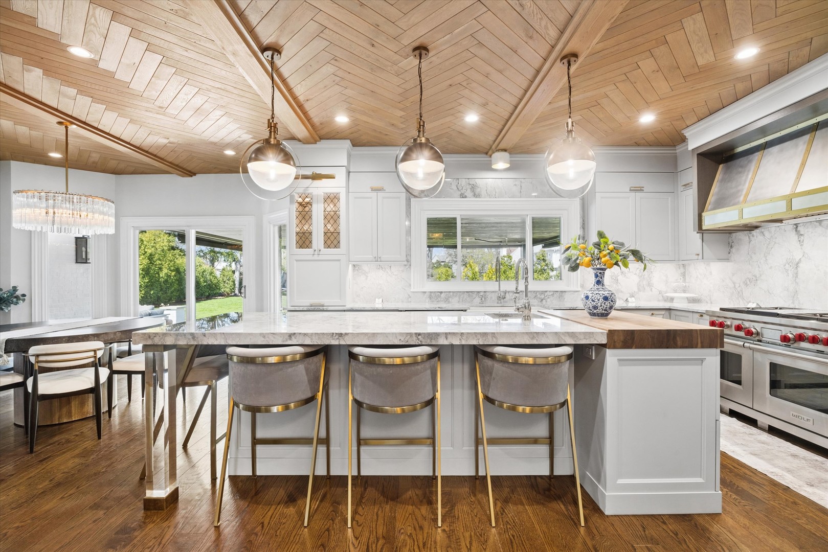 21 E 8th Street, Hinsdale, IL 60521