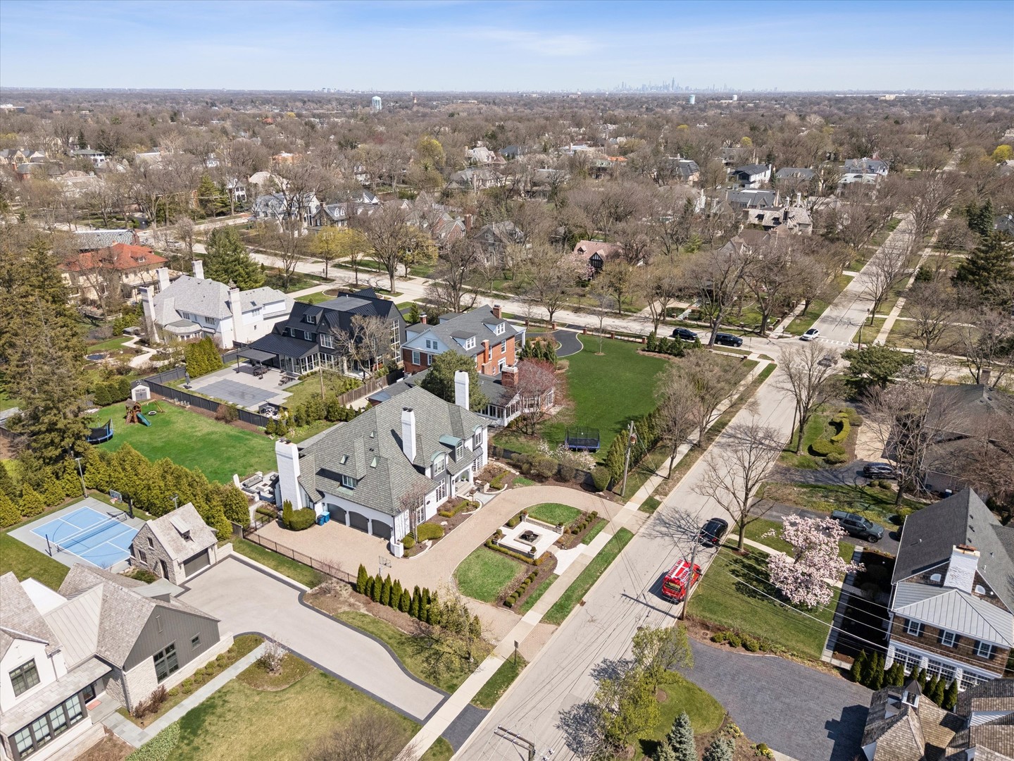 21 E 8th Street, Hinsdale, IL 60521