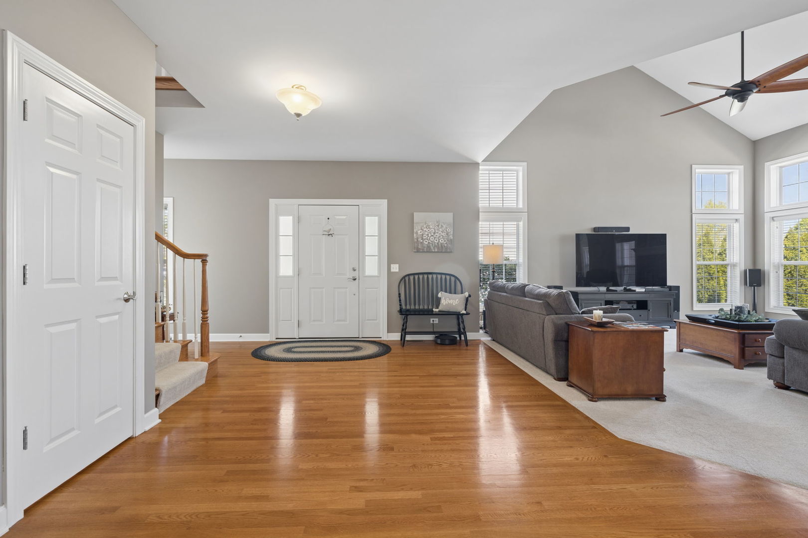 26404 W Red Apple Road, Plainfield, IL 60585