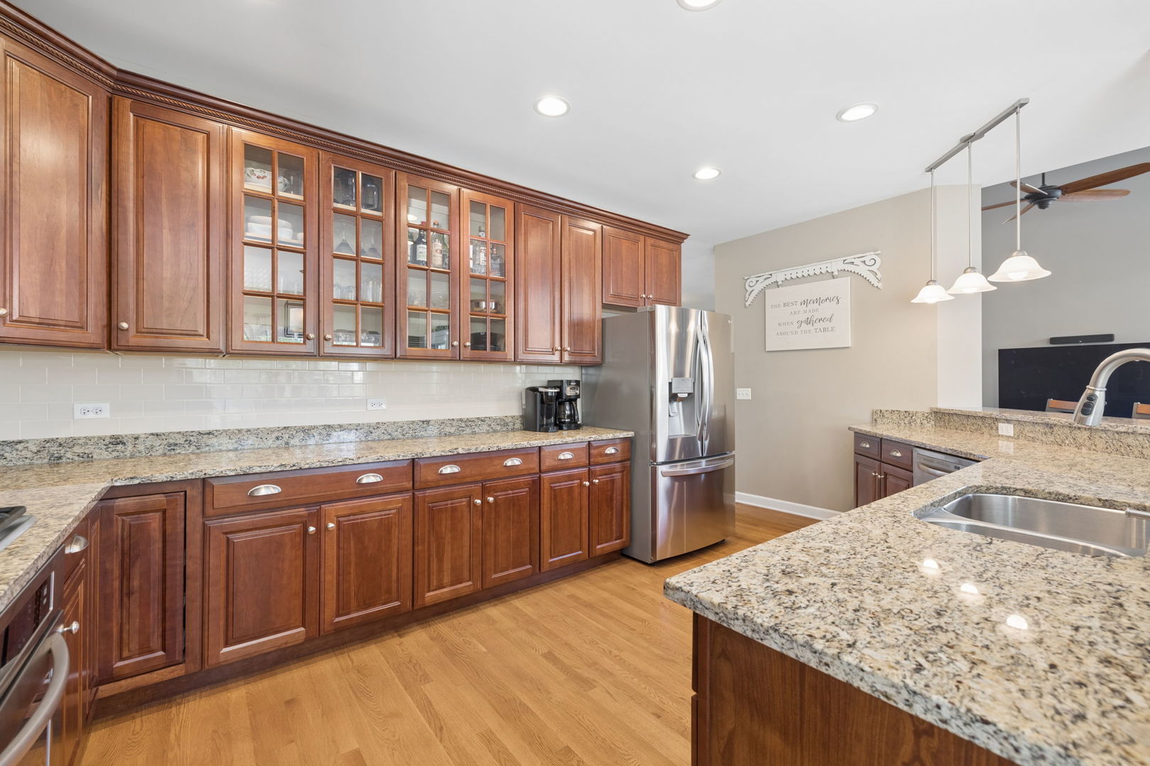 26404 W Red Apple Road, Plainfield, IL 60585