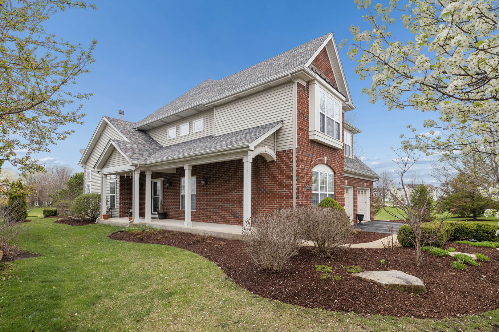 26404 W Red Apple Road, Plainfield, IL 60585