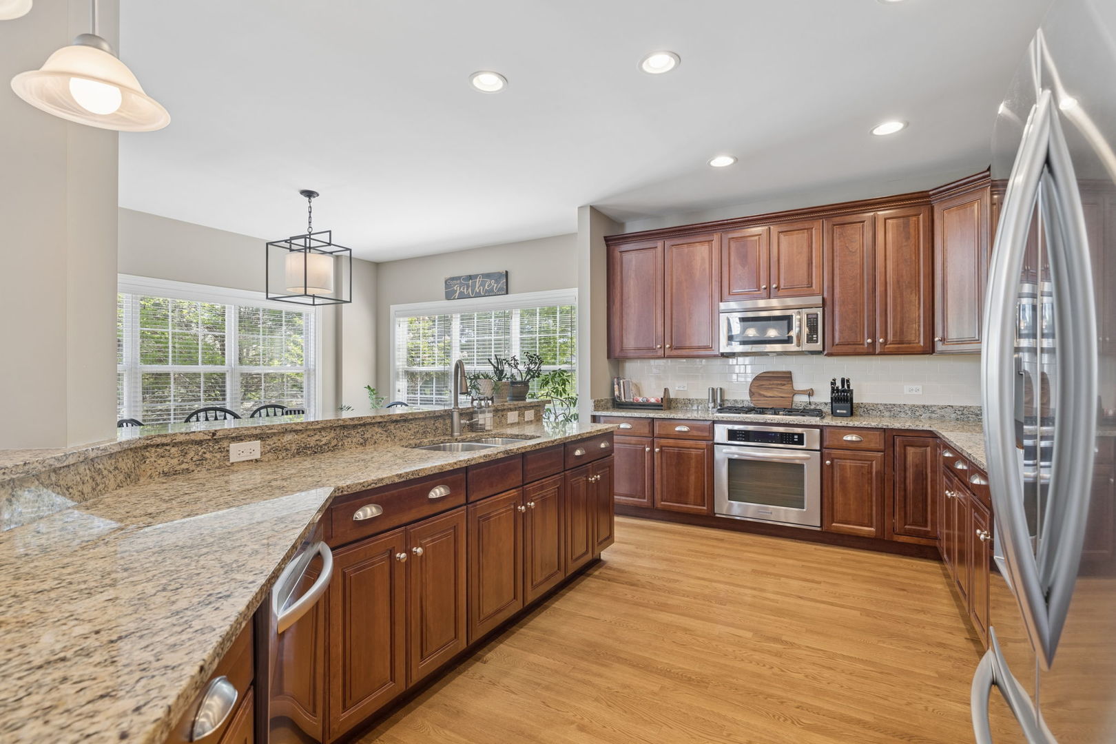 26404 W Red Apple Road, Plainfield, IL 60585