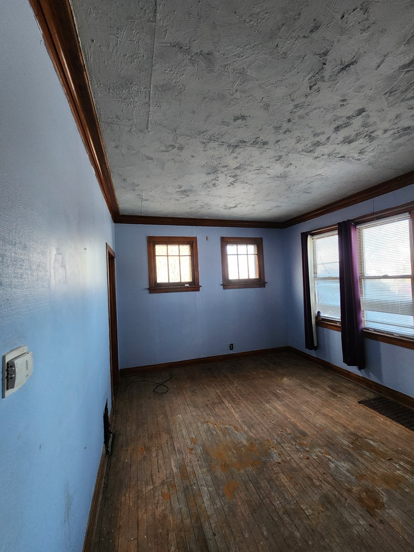 8506 S Euclid Avenue, Chicago, IL 60617