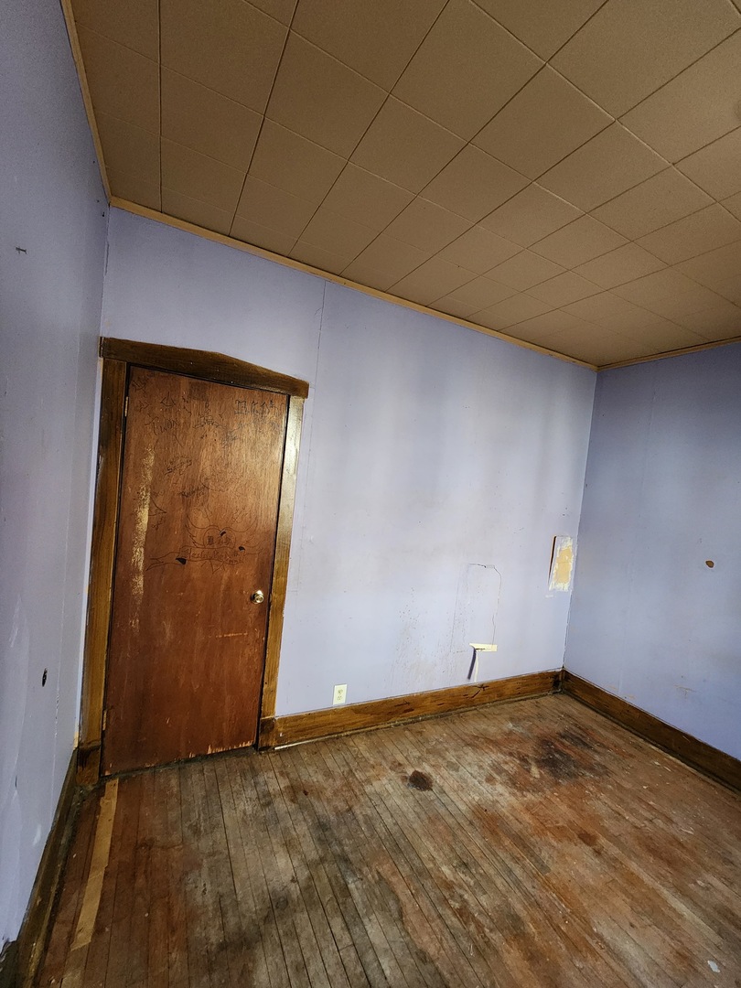 8506 S Euclid Avenue, Chicago, IL 60617