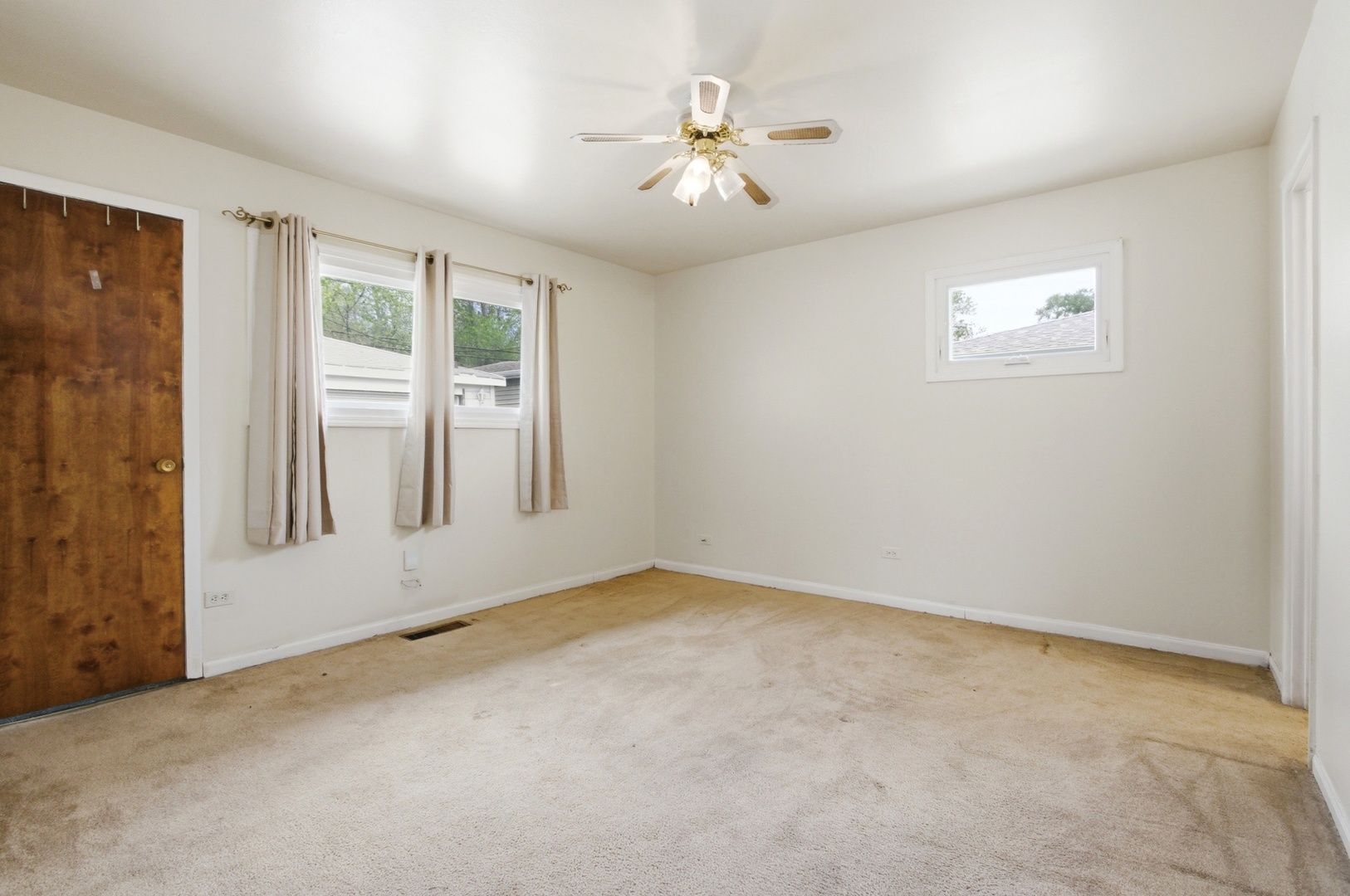 1360 Balmoral Avenue, Calumet City, IL 60409