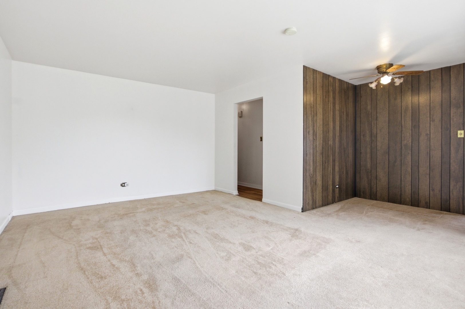 1360 Balmoral Avenue, Calumet City, IL 60409