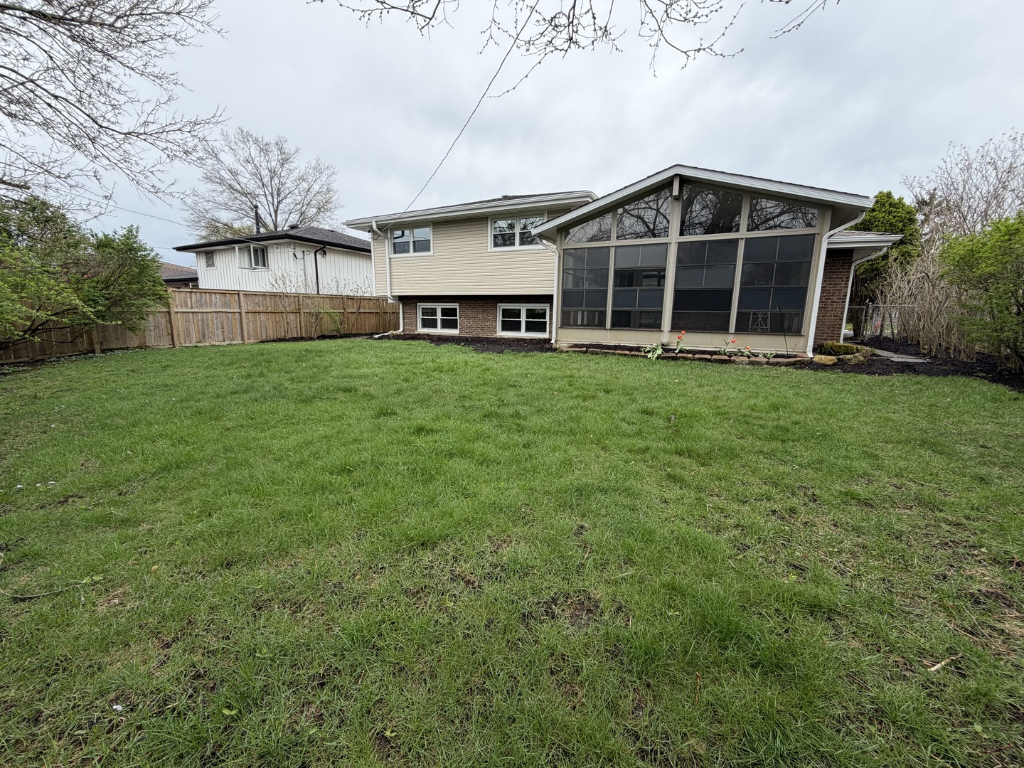 7547 Blazer Avenue, Justice, IL 60458