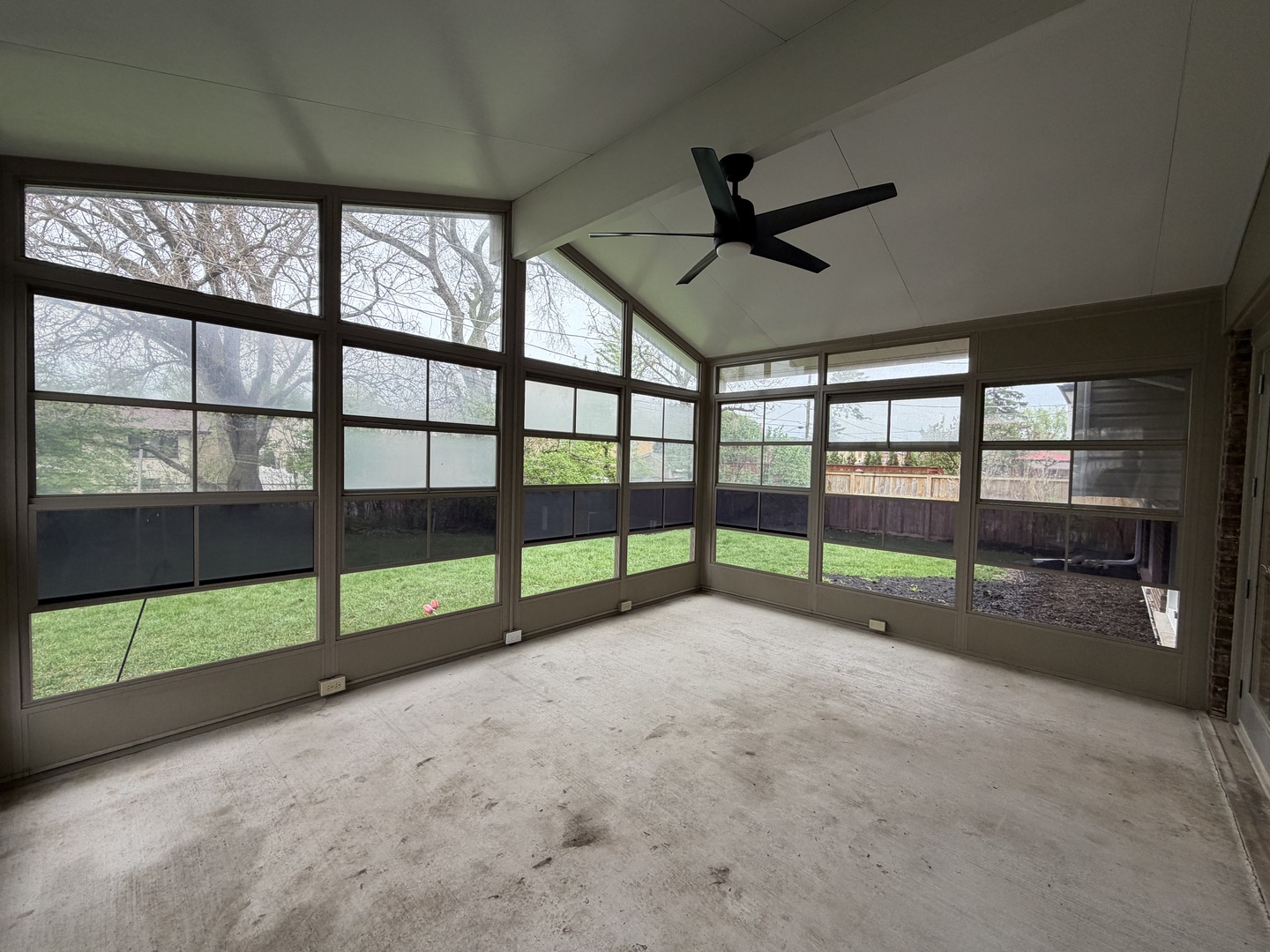 7547 Blazer Avenue, Justice, IL 60458