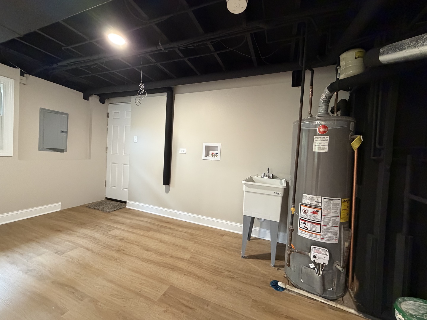 7547 Blazer Avenue, Justice, IL 60458