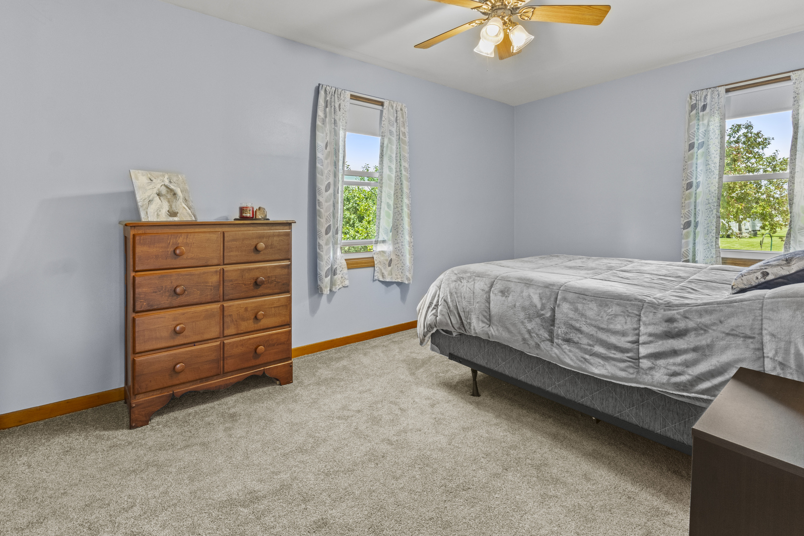 9619 E 11000 Road, Grant Park, IL 60940
