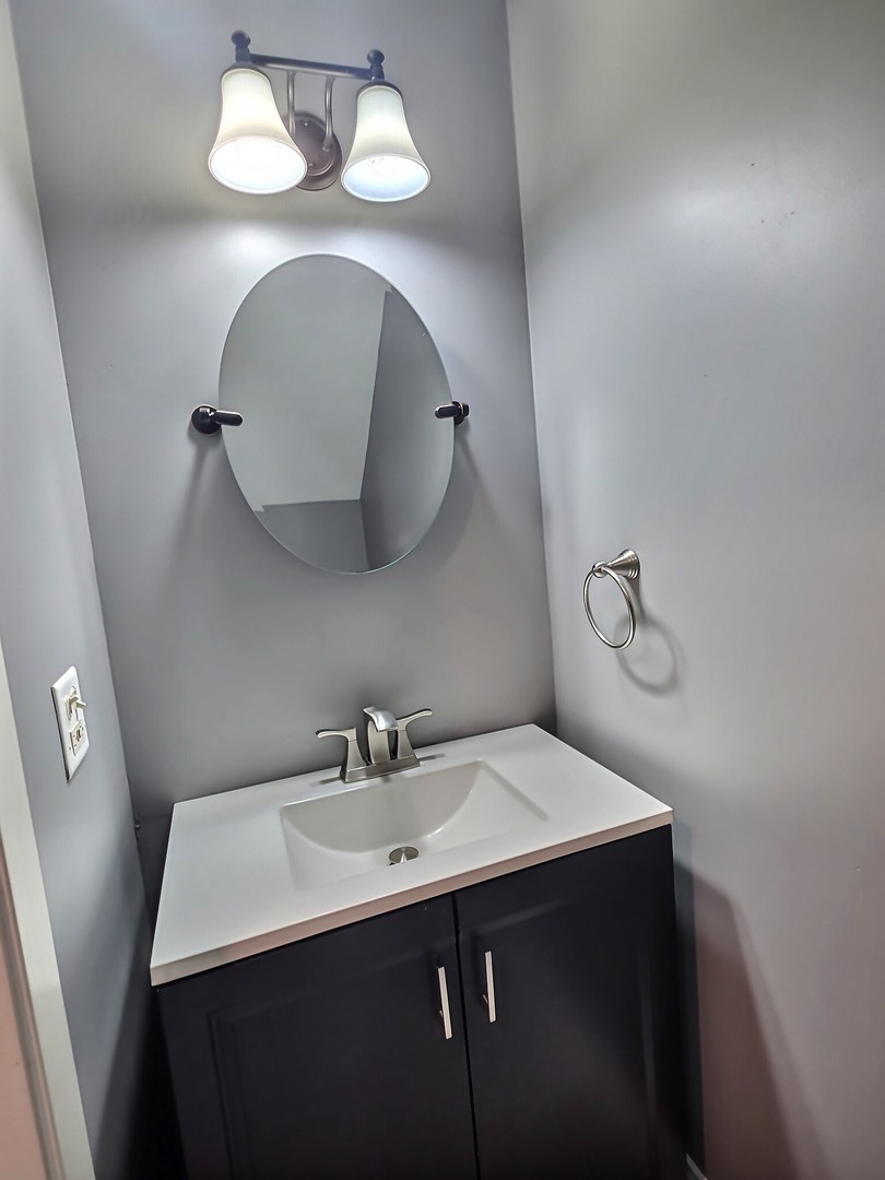 191 Lawn Court, Buffalo Grove, IL 60089