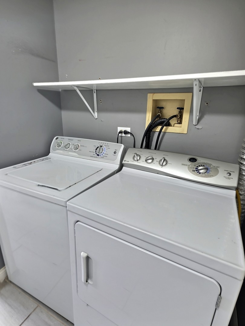 191 Lawn Court, Buffalo Grove, IL 60089