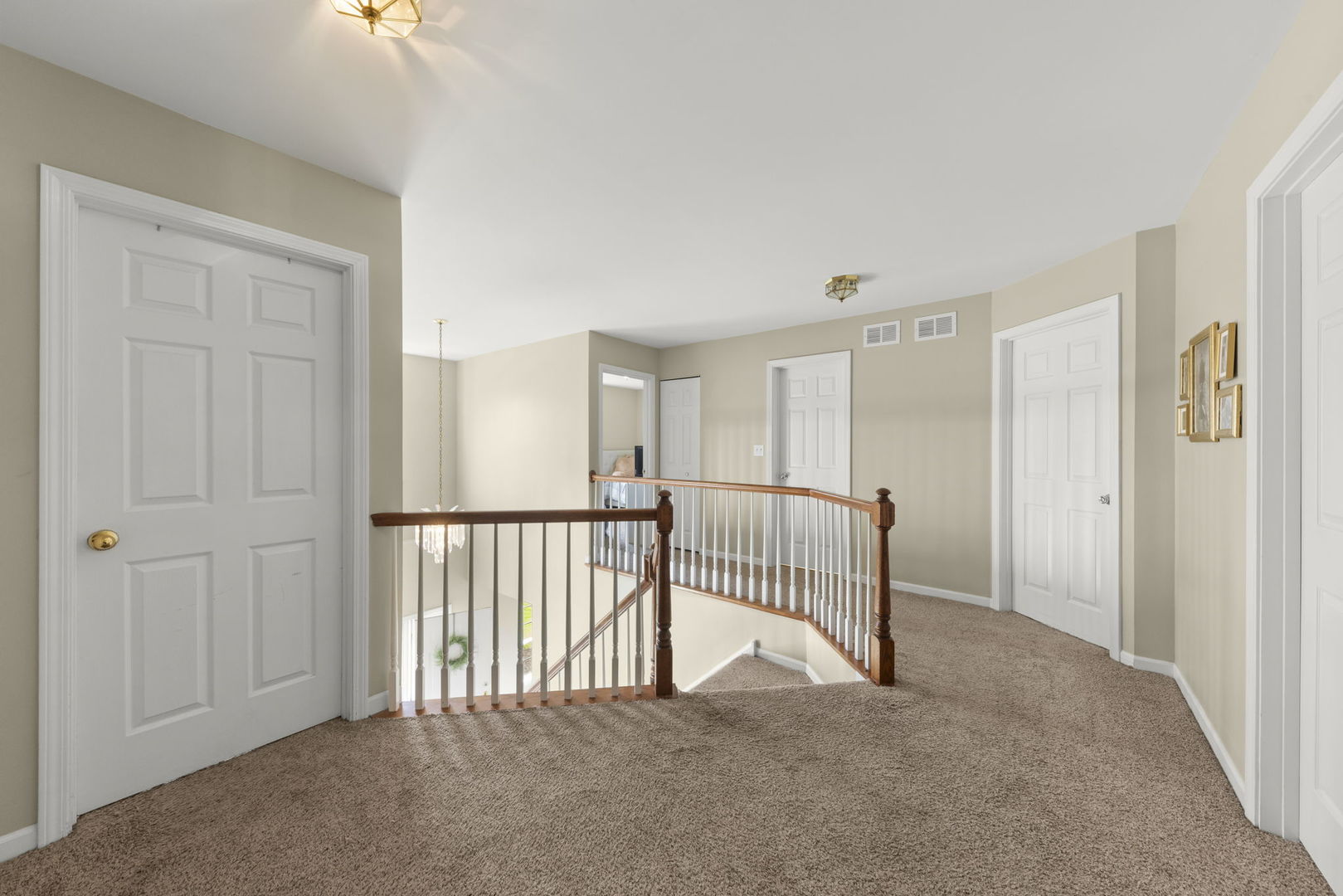 1240 Sandpiper Court, Grayslake, IL 60030