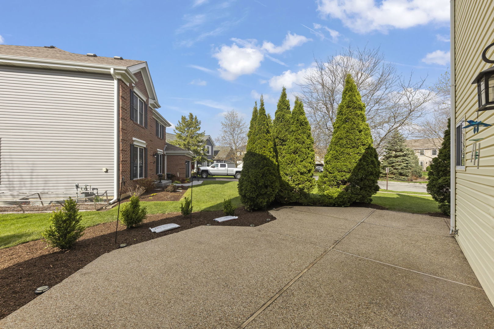 1240 Sandpiper Court, Grayslake, IL 60030