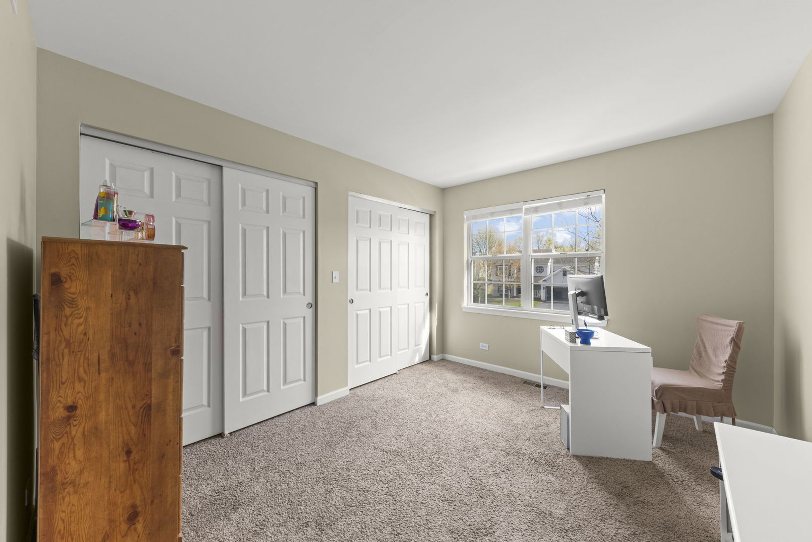 1240 Sandpiper Court, Grayslake, IL 60030