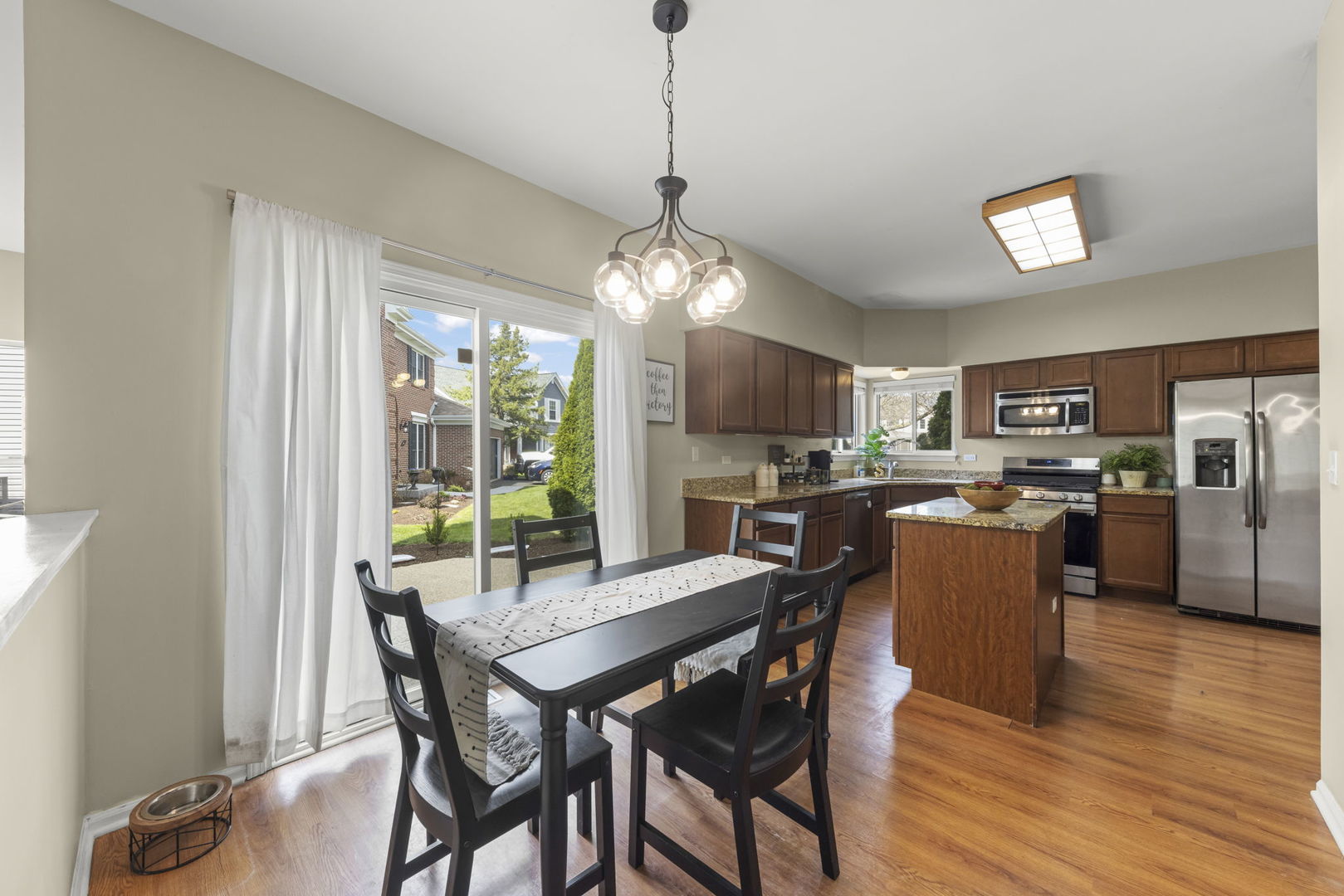 1240 Sandpiper Court, Grayslake, IL 60030