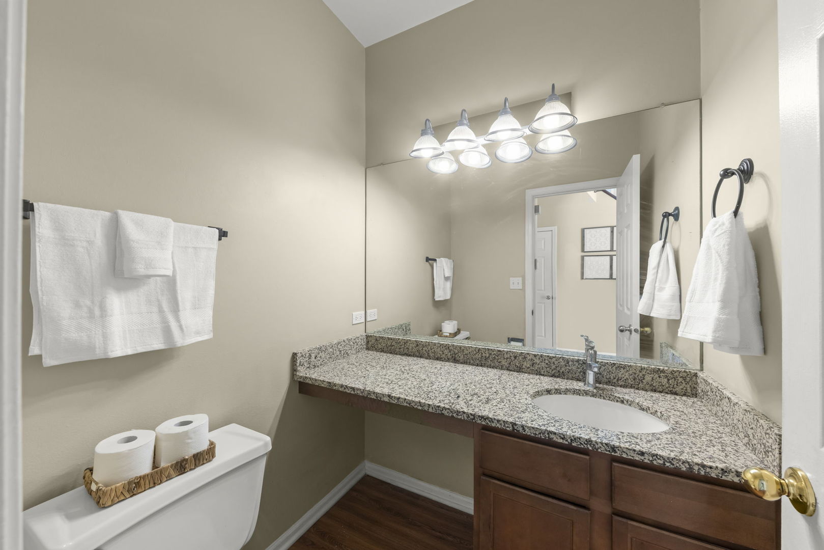 1240 Sandpiper Court, Grayslake, IL 60030