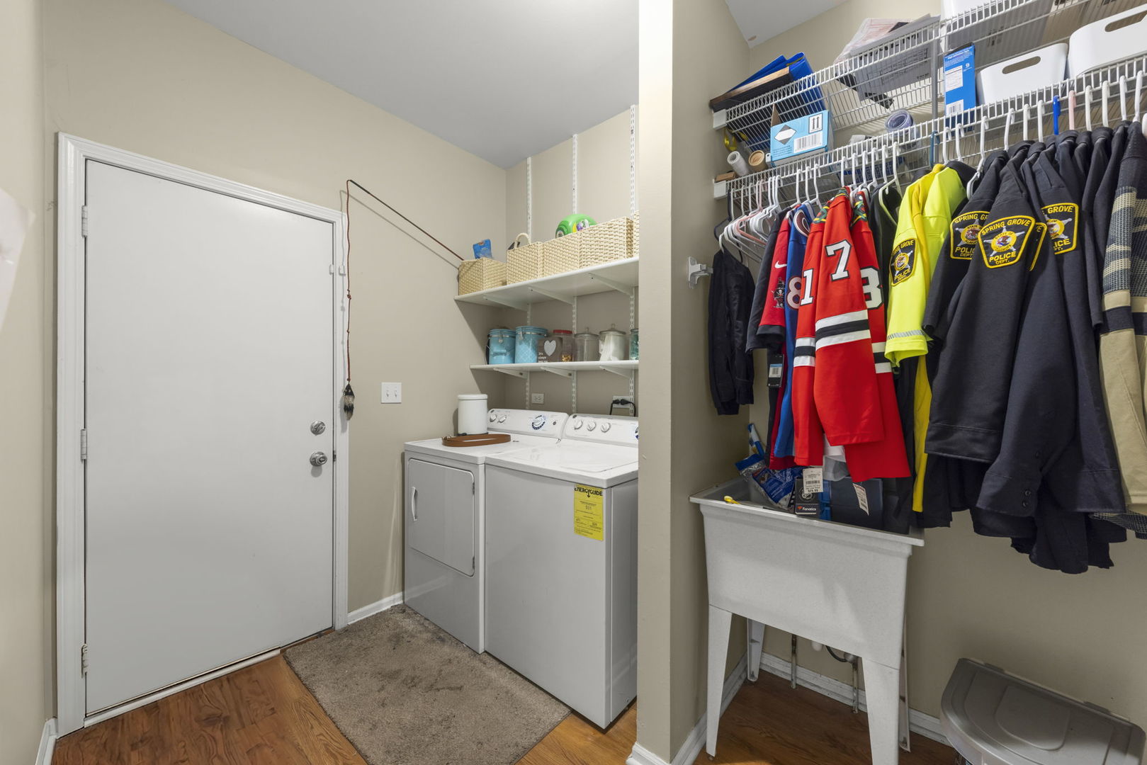 1240 Sandpiper Court, Grayslake, IL 60030