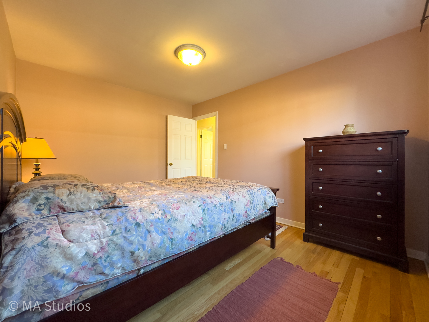 8912 Harms Road, Morton Grove, IL 60053