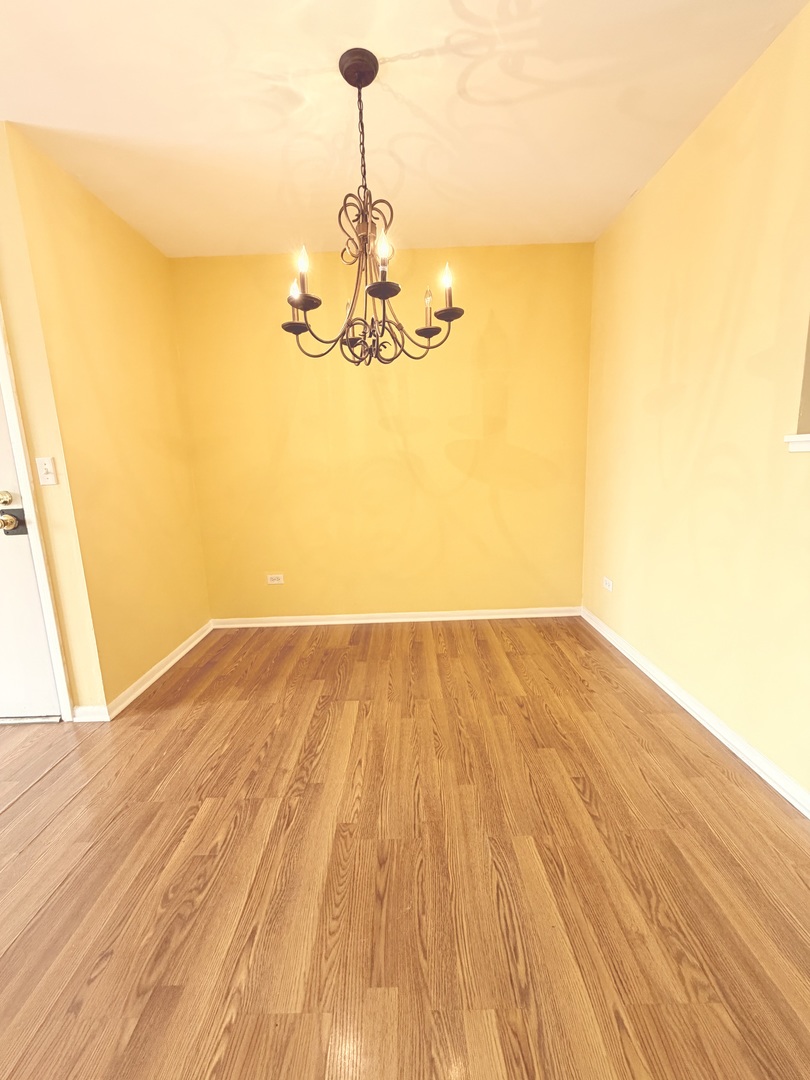 162 S Waters Edge Drive #301, Glendale Heights, IL 60139