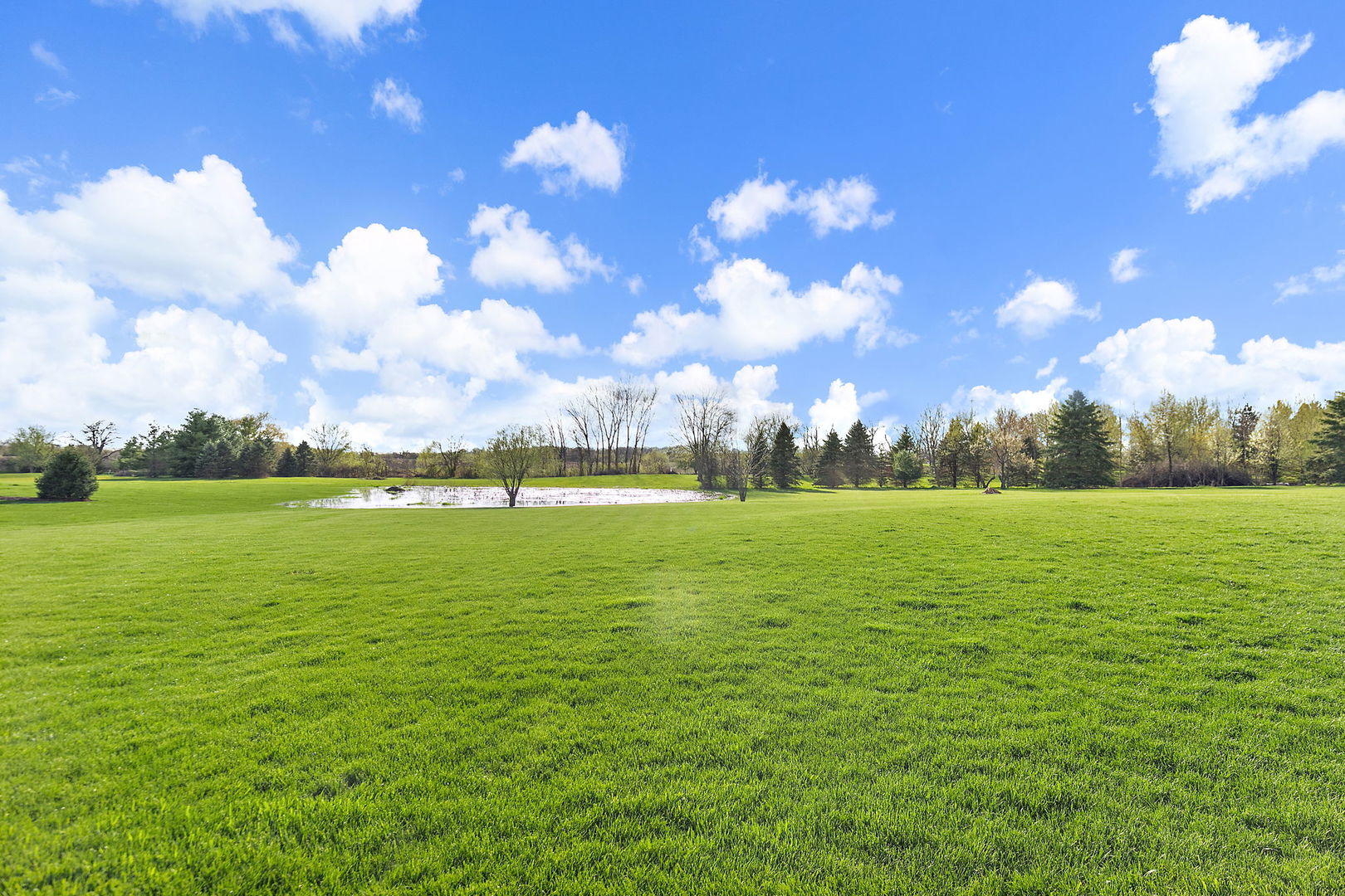 10703 Pebble Drive, Huntley, IL 60142